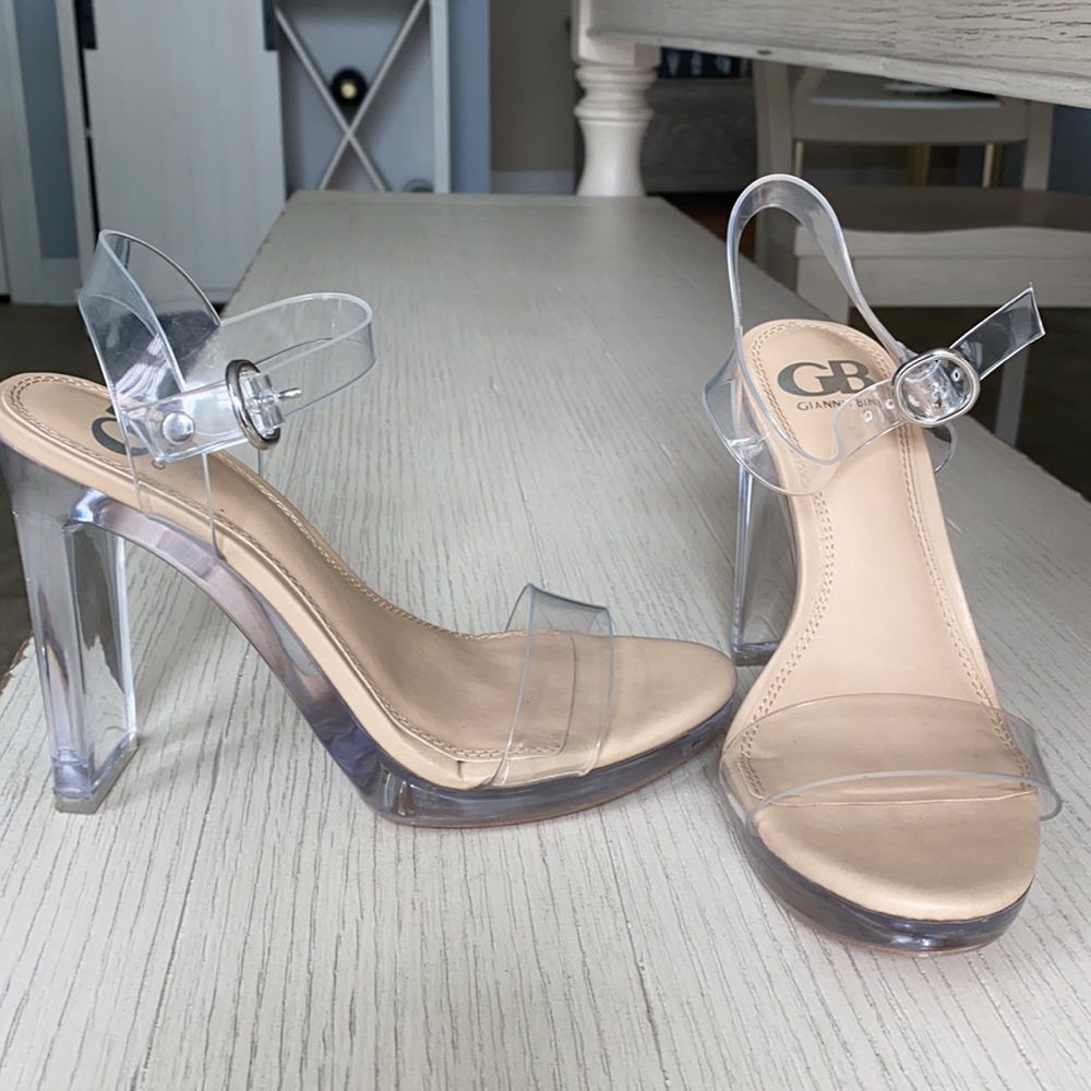 Gianni Bini. Worn once, perfect condition!!!